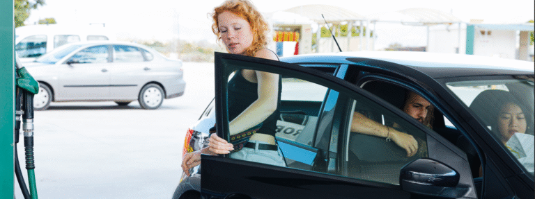 Gatwick Airport Minibus Hire Service