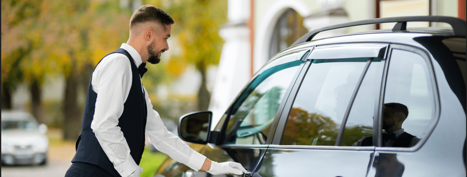 Birmingham Airport Minibus Hire Service